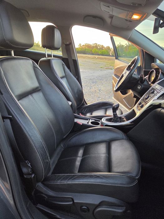 Astra Station Wagon 2.0 (CDTI) - 165CV