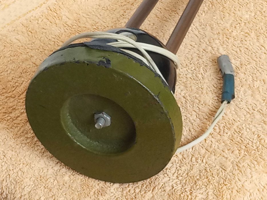 Недорого! Антенна ТВ комнатная СССР (латунь, чугун)