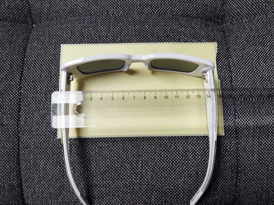 Okulary przeciwsłoneczne marki Tommy Hilfiger