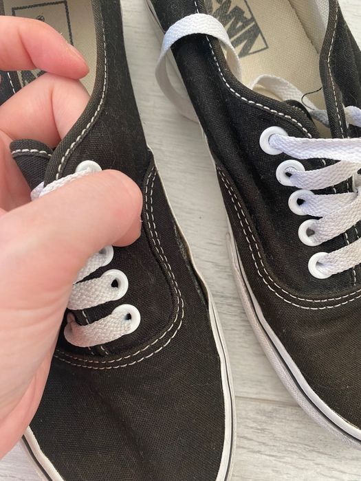 Кеди, сліпони, Vans