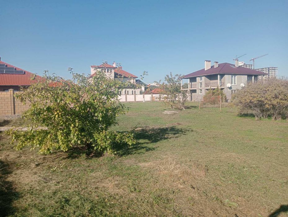 В продаже участок в Черноморской Ривьере.