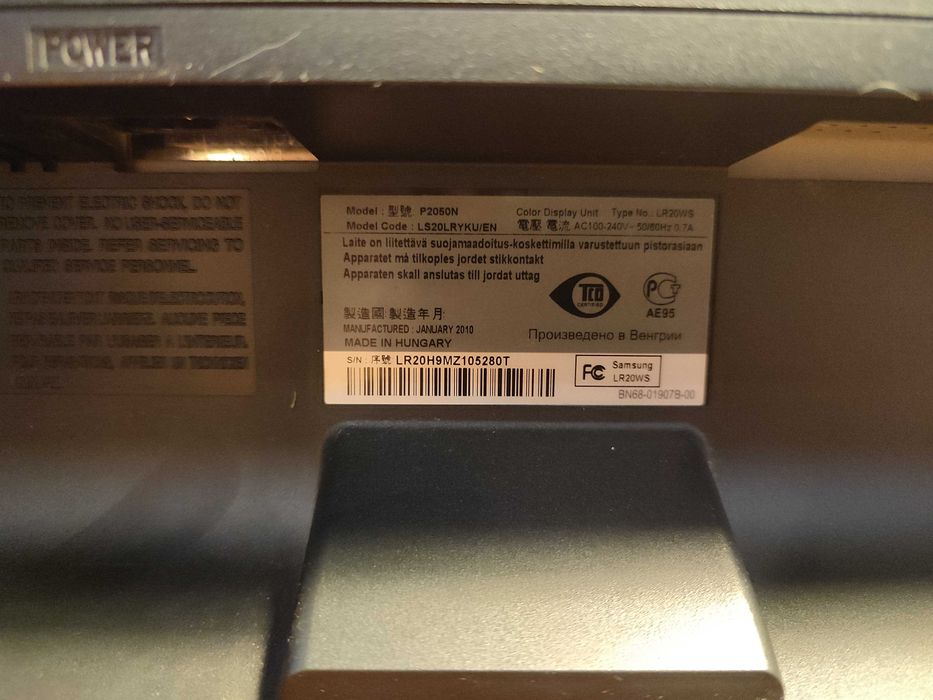 Продам монітор Samsung для комп'ютера б/у , діагональ екрану 20