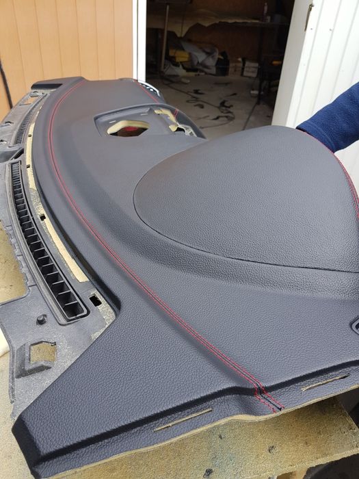 Потолки, торпеды,дверные карты, на авто,ремонт и восстановление