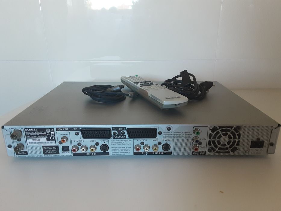 Leitor e gravador de DVD Sony RDR-HX710