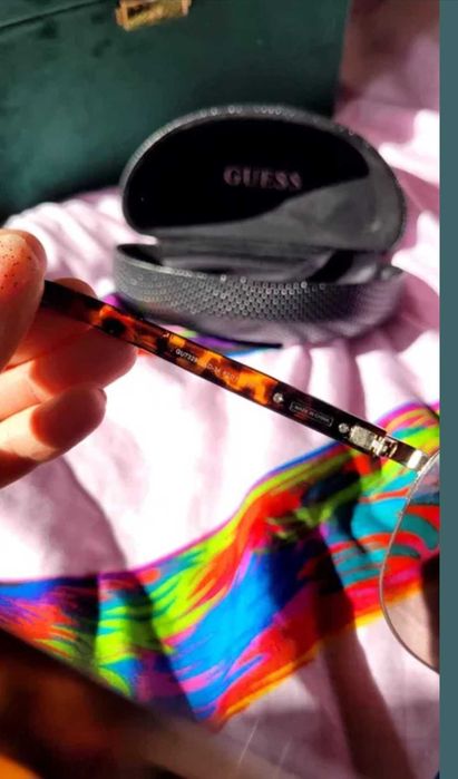 Okulary przeciwsłoneczne panterka Guess GUT329 Gld-43+etui