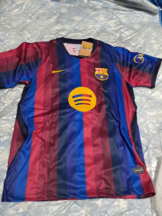 Camisolas da  nova época  do real madrid e Barcelona