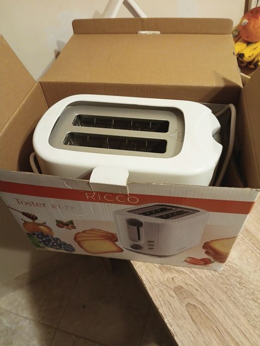 Sprzedam toster Ricco