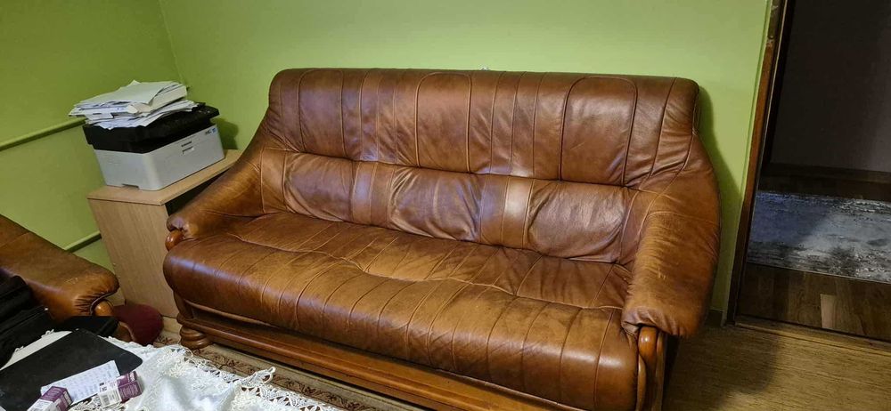 skórzany wypoczynek