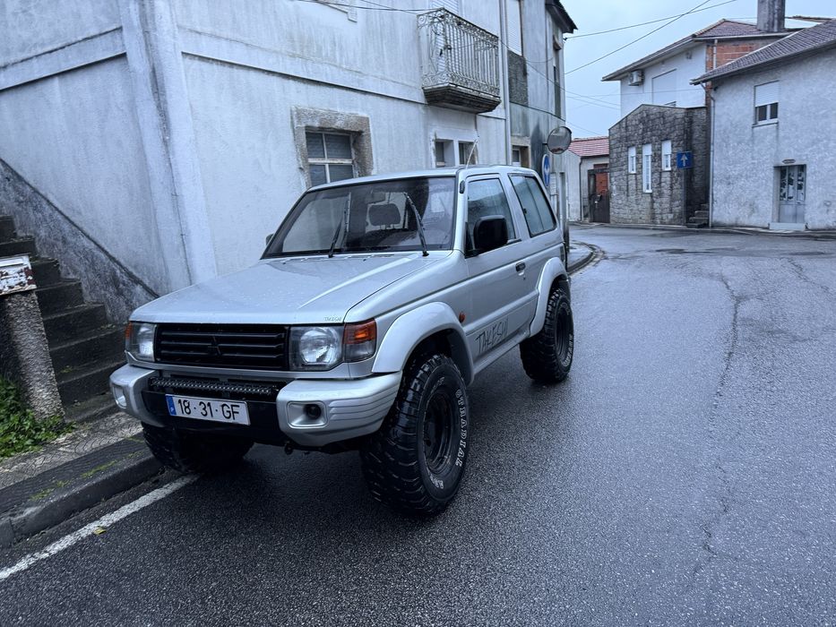Mitssuhishi pajero