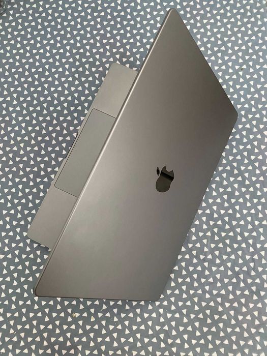 MacBook Pro 16' 2021 (Praticamente novo!!)64729736661505121