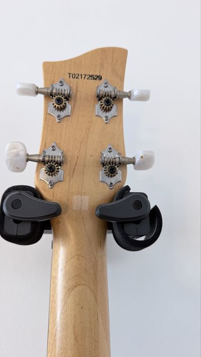Hofhner Shorty Bass