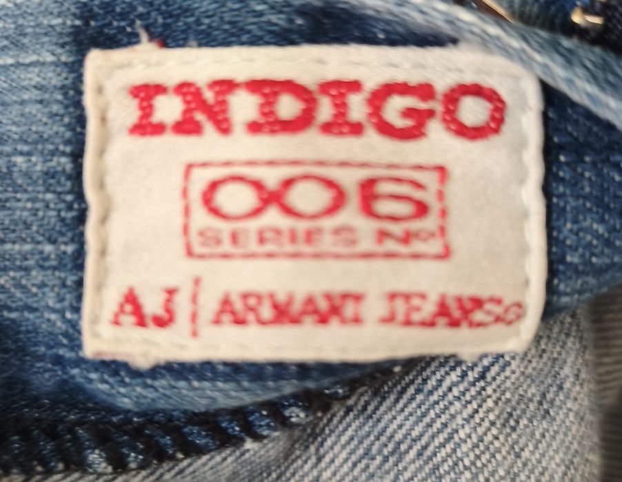 Dżinsy Armani Jeans Made in Italy Rozmiar 30 | Przetarcia / Wycierusy