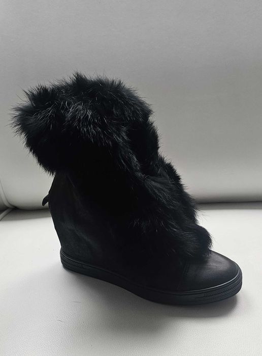 Włoskie koturny skóra naturalna futro lisa roz 40-41