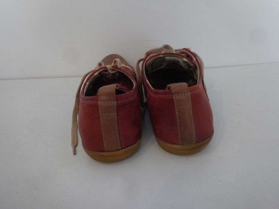 Casualowe buty Lasocki rozmiar 41