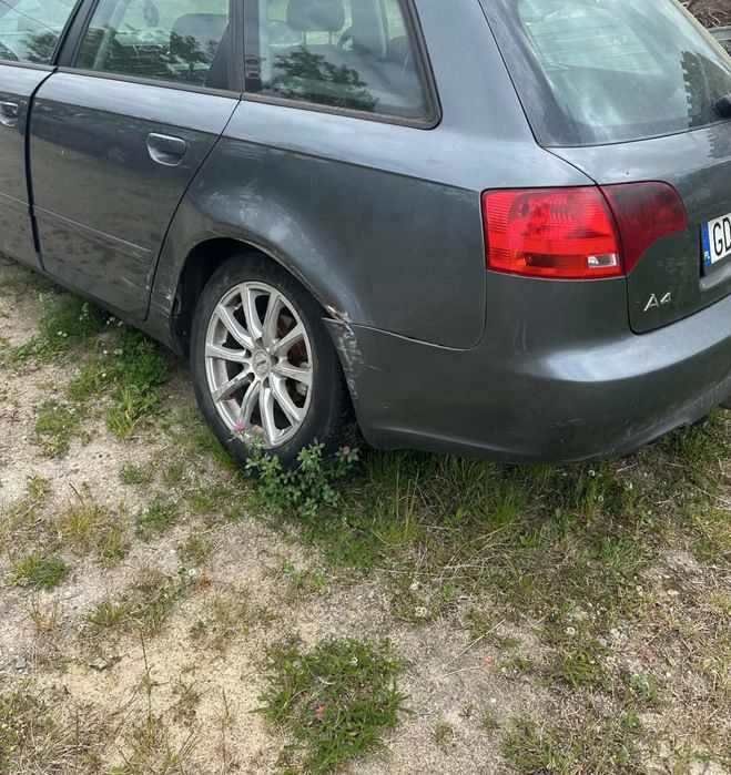 Audi A4 Avant uszkodzone