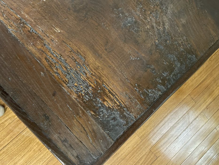 Arca em castanho antiga