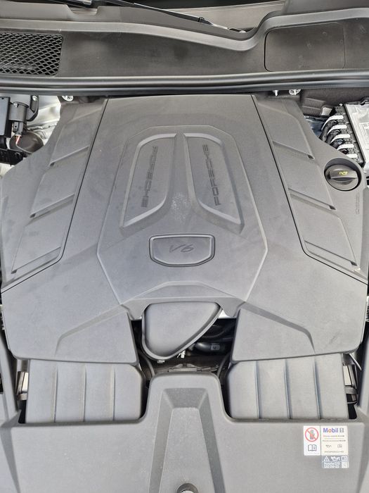 Porsche Cayenne Coupe