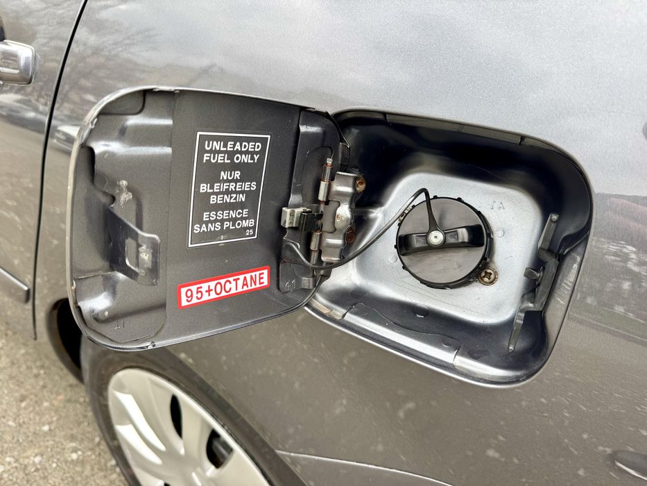 Продам Митсубиси Лансер