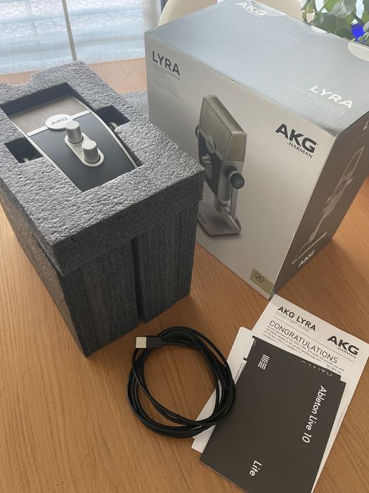 Microfone USB multimodal AKG Lyra