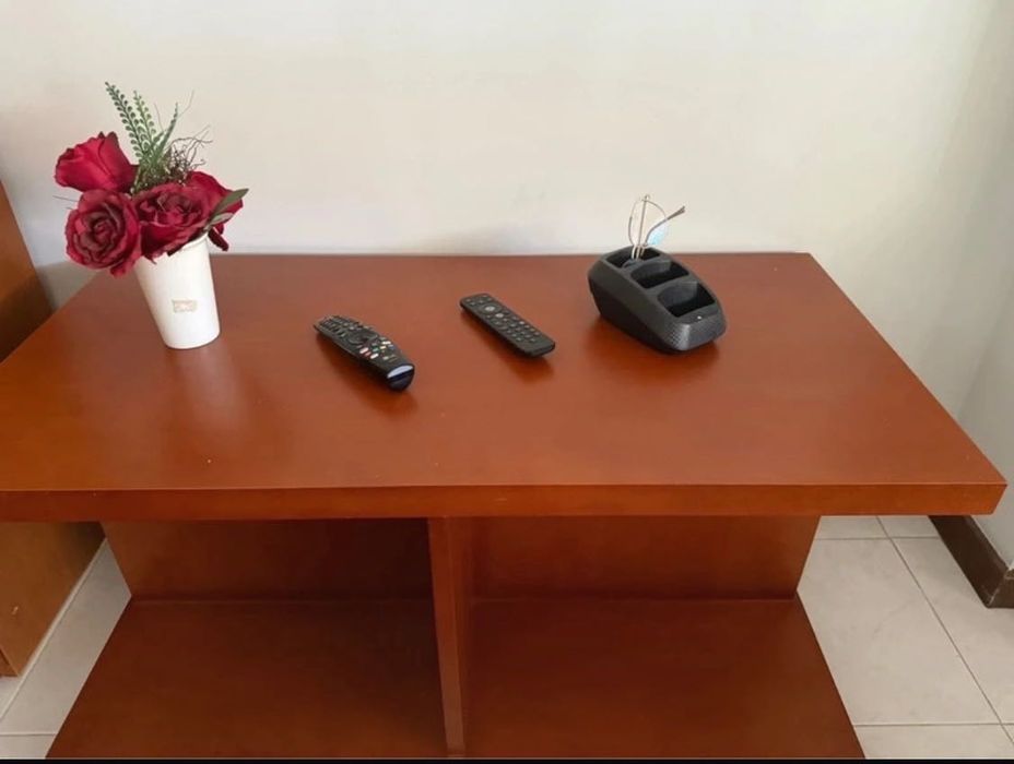 Móveis sala + espelho de quarto