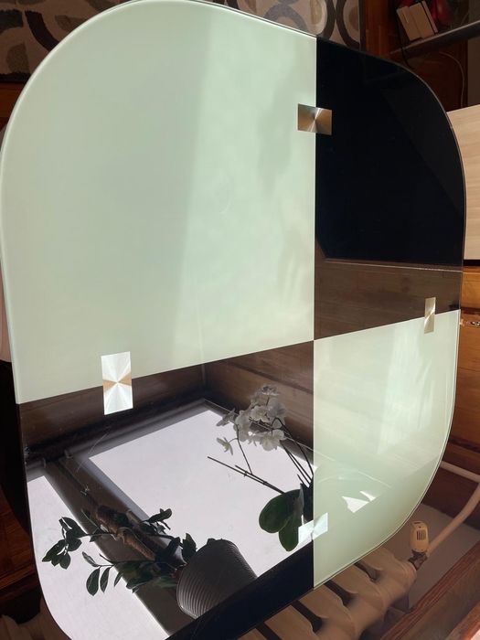 Stół plus krzesła