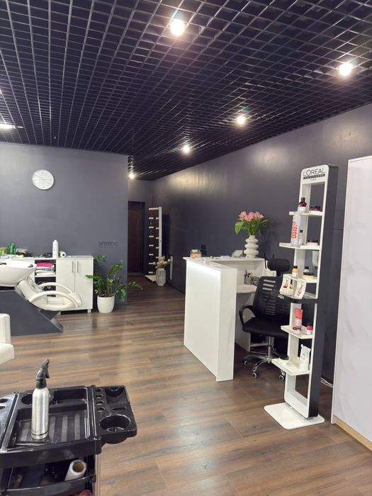 Оренда кабінету салон краси Поділ