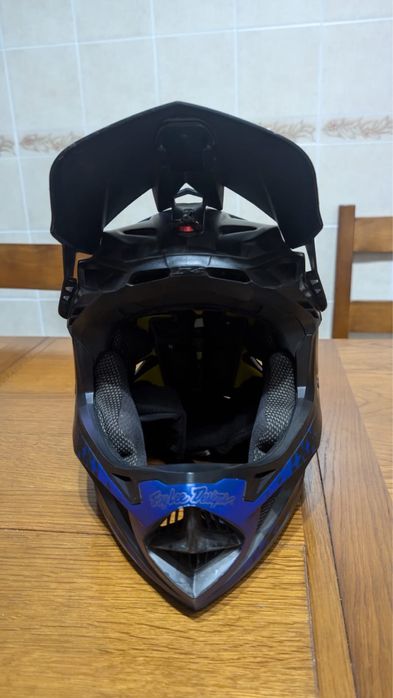 Troy lee Designs D4 carbon