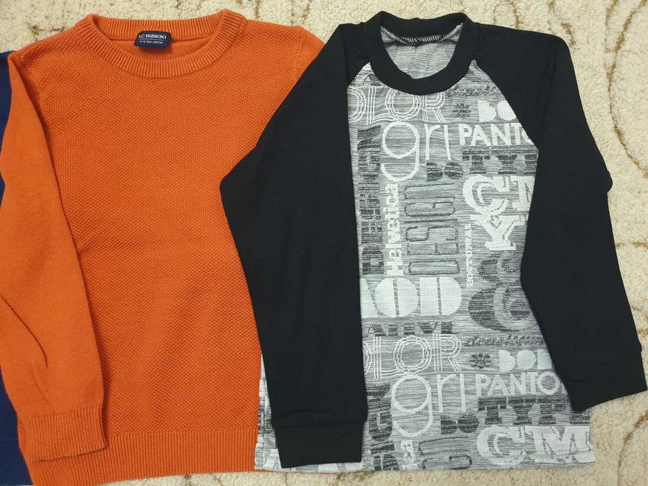 Свитер/Безрукавка/Кофта - для мальчика/рост 110-122 см/за все 290грн