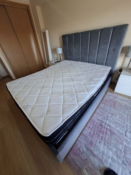 Cama Sommier 1,95x1,60 Excelente