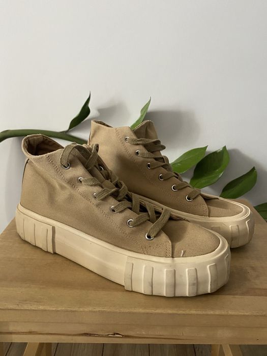 Trampki/tenisówki khaki Zara.