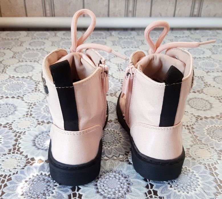 Черевики для дівчинки