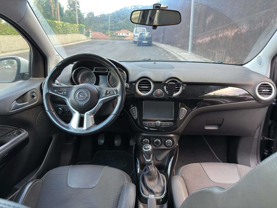 Opel Adam 1.2 gasolina 2018