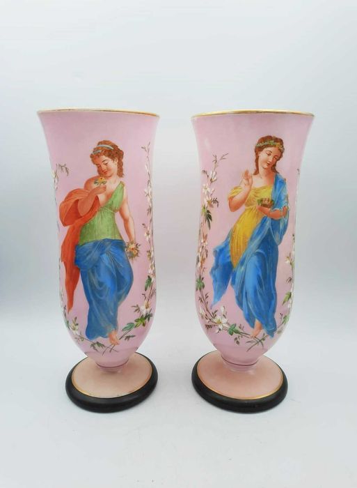 Par de jarras antigas