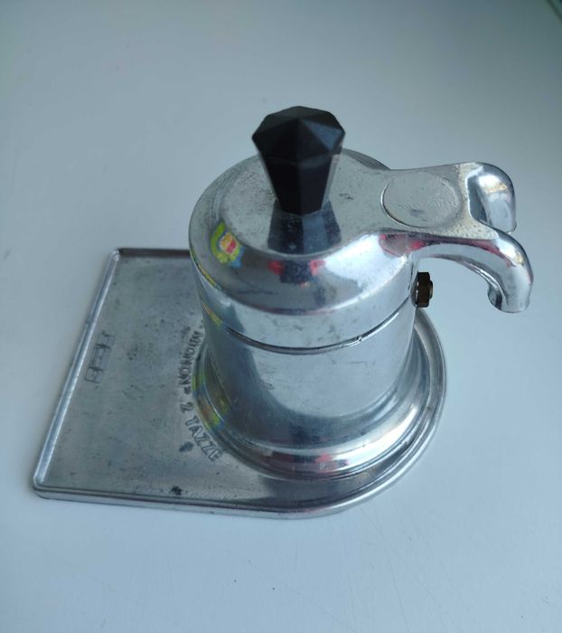 Antiga e Rara Cafeteira, origem Italiana