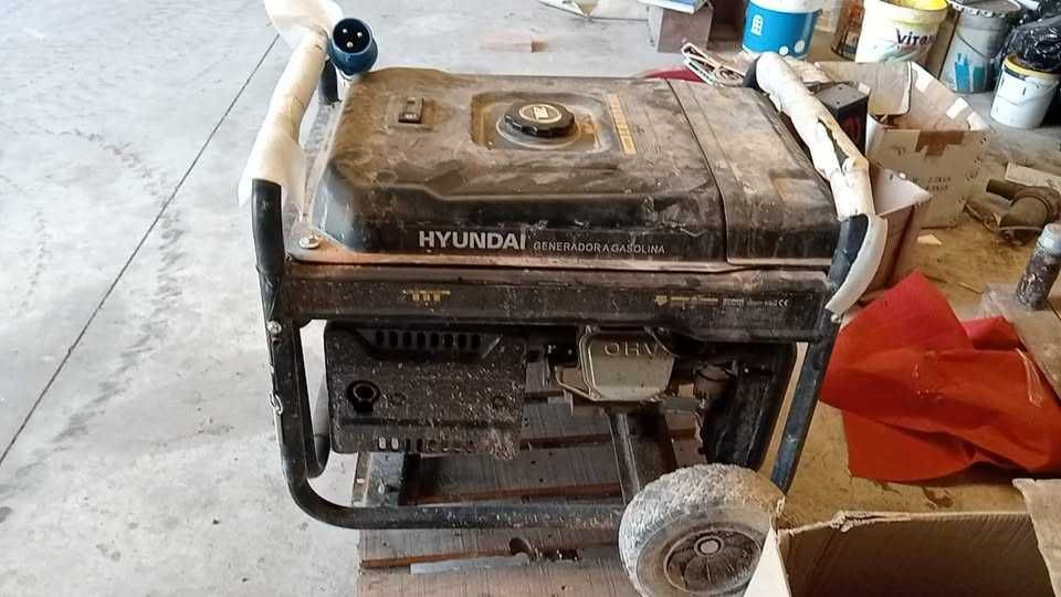 Gerador Trifásico + Monofásico Hyundai 10.6KW