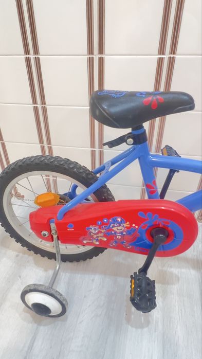 Bicicleta Infantil 16 Btwin Azul e Vermelho