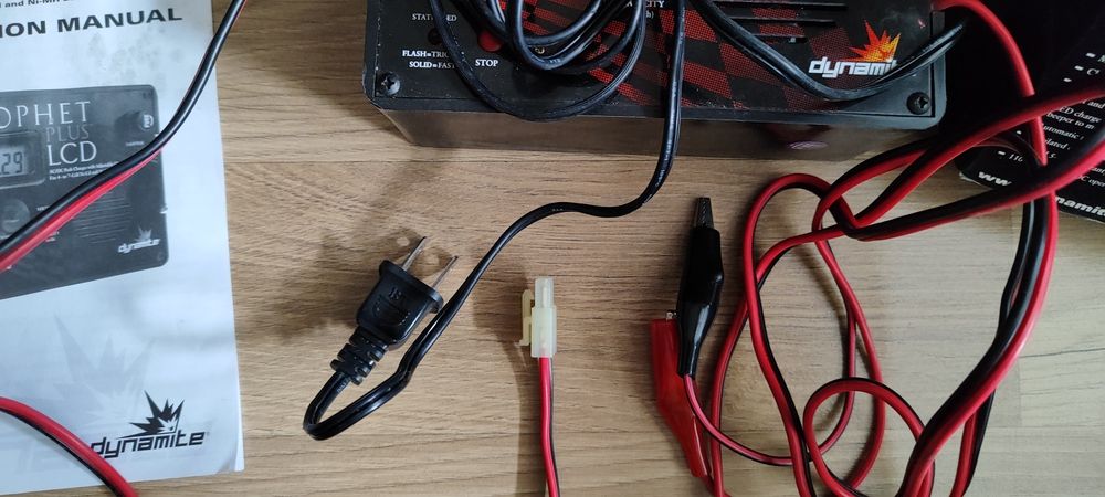 Prophet Plus LCD - ładowarka RC