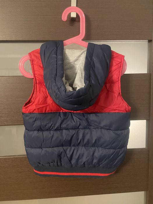 Bezrękawnik chłopięcy Guess - 4Y