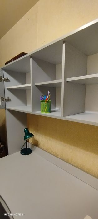 Стол письменный . Ширина 140. Высота 180