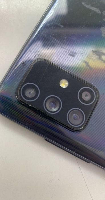 Samsung galaxy a71 sm-a715f 6/128gb Б/У