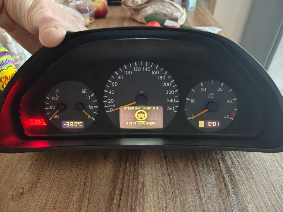 Ремонт приборки Mercedes w210 рестайл
