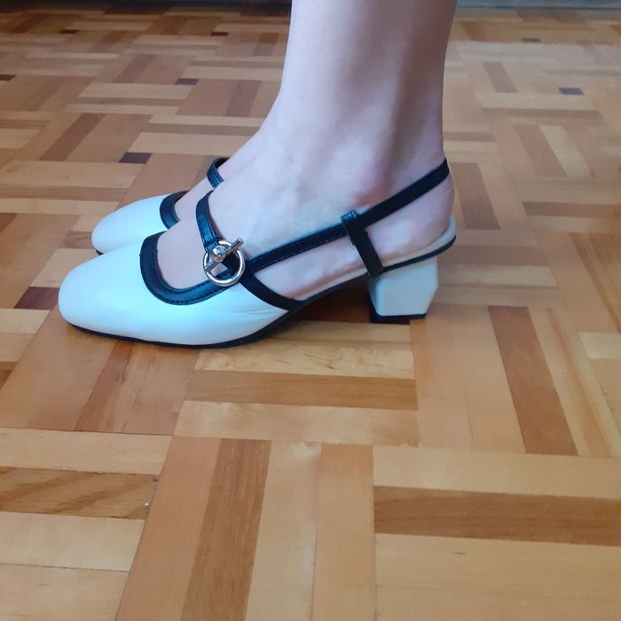 Nowe eleganckie buty,  czółenka. Rozm. 37