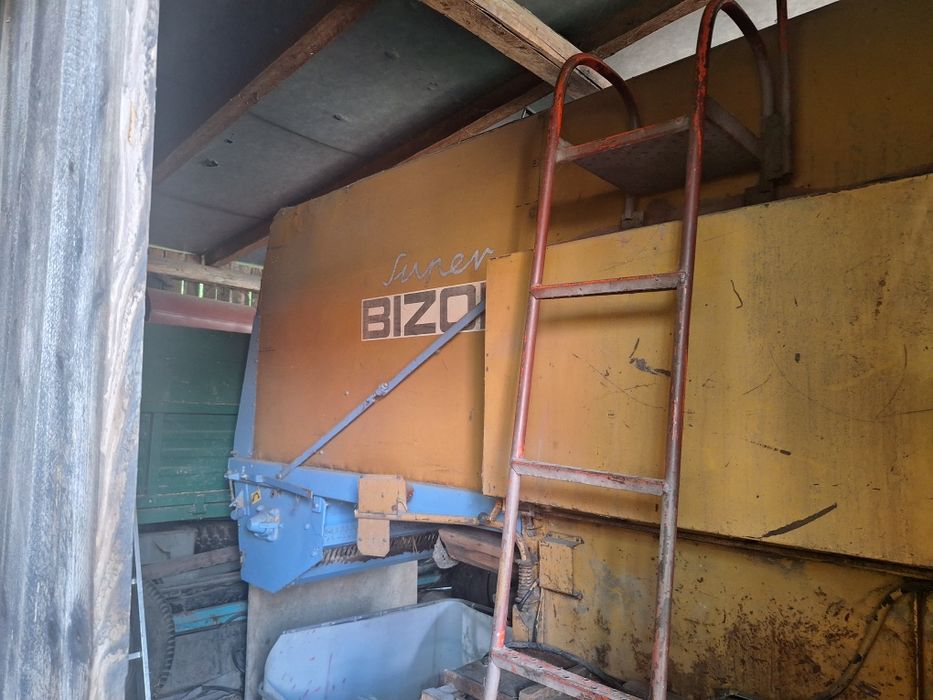 Sprzedam Bizona z056.