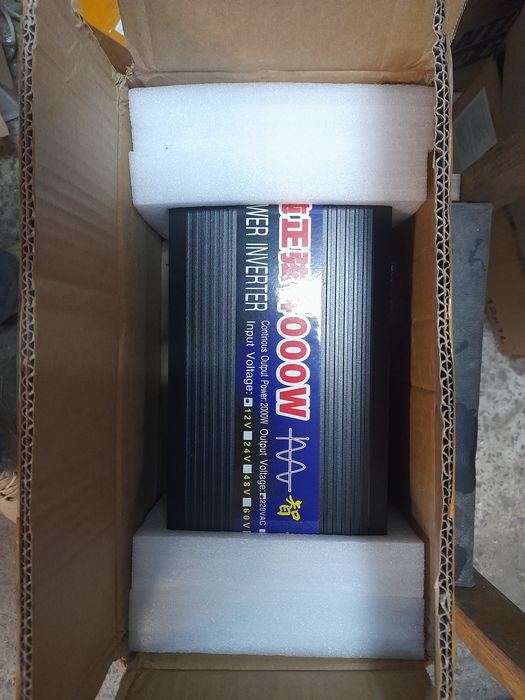 Інвертор 12V 220 4000W Чиста синусоїда