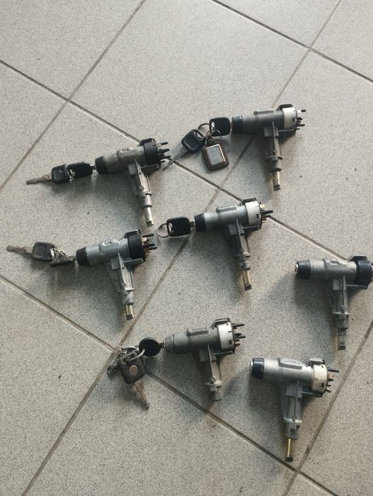 Замок Гольф 2 3 4 Джетта Пассат б2 б3-б4 Венто поло  Інка Кадді Толедо