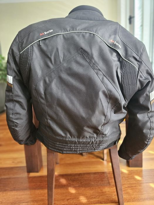 Blusão de Mota em excelente estado como novo