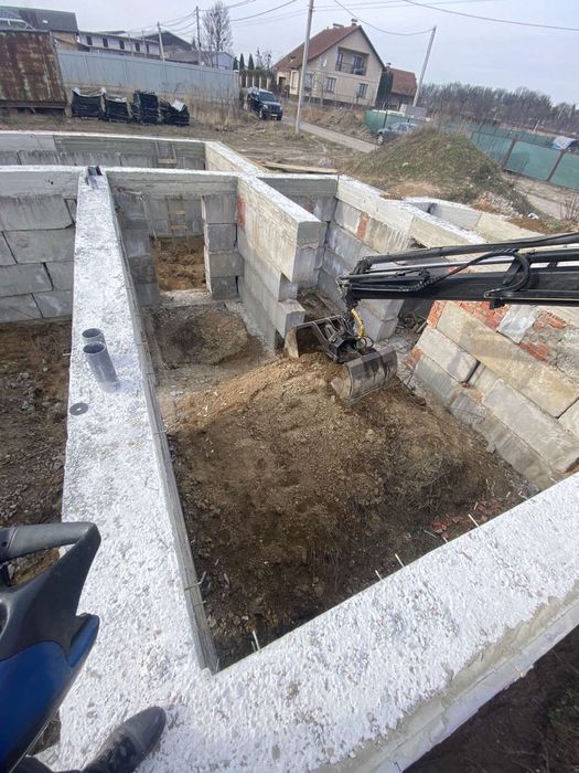 Послуги | оренда кран маніпулятор в/п 20т, стріла 11.7м.