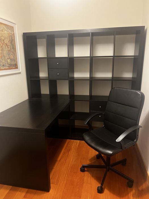 Conjunto Secretária+Estante IKEA+cadeira giratória