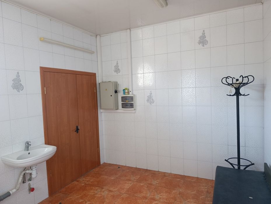 Продам нерухомість