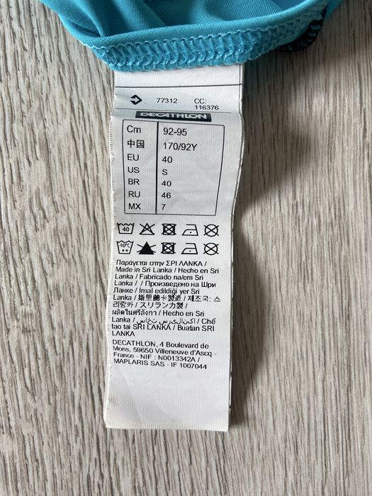 Niebiesko czarny strój kąpielowy jednoczęściowy Nabaiji Decathlon